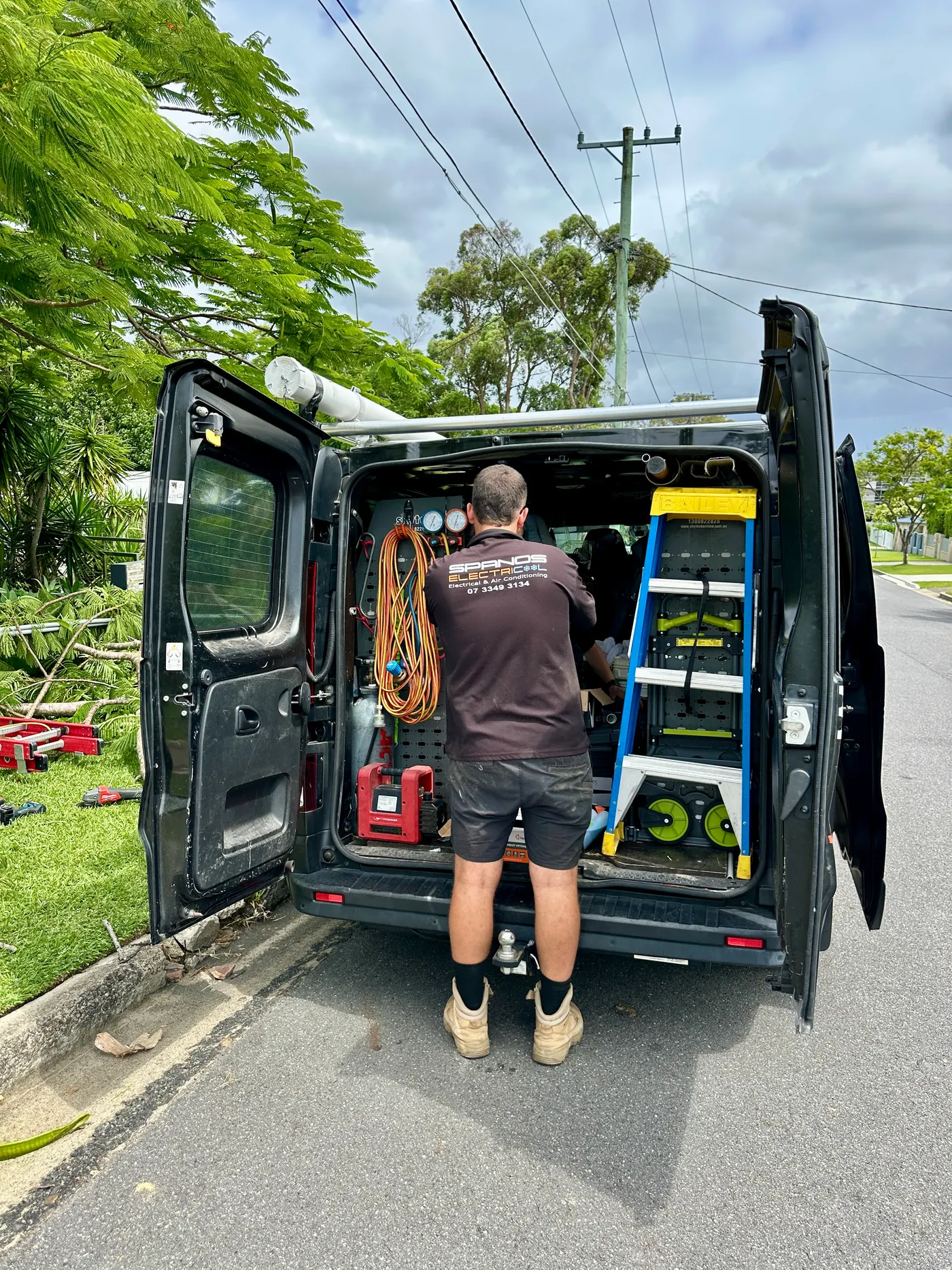 Rural and Acreage Power Pole Services Brisbane