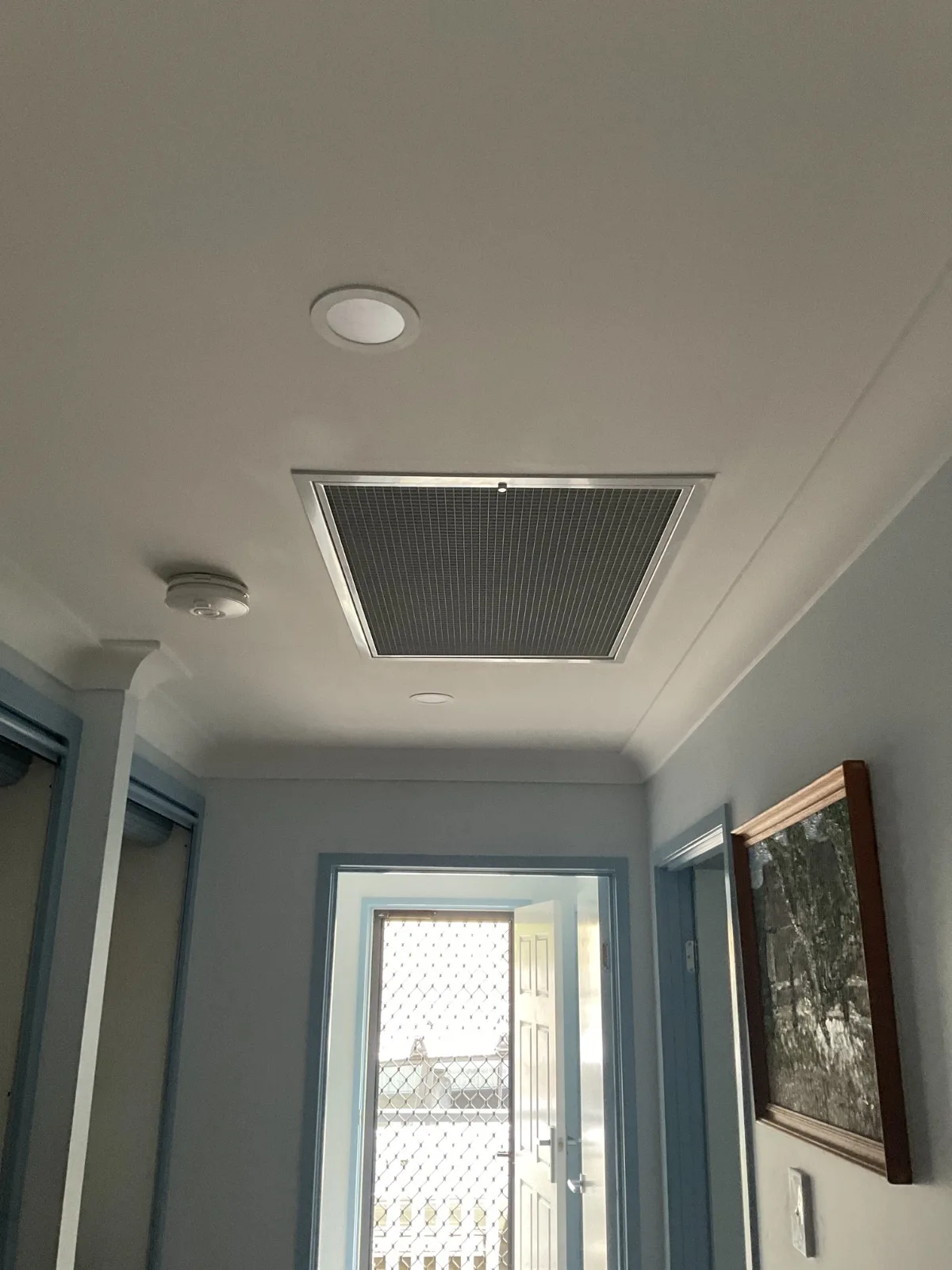Modern Ceiling Ducted Air Conditioning Vent
